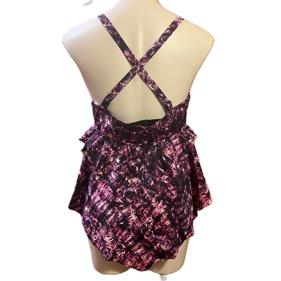 Torrid Wireless Tiered Flounce purple Tankini Top - Picture 5 of 9